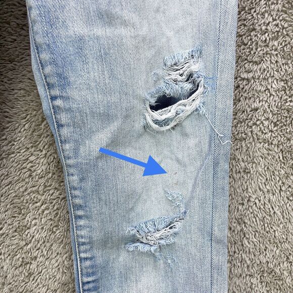 American Eagle Distressed Skinny Slim Stretch Light Wash Demim Jeans Size 6x31 - Picture 2 of 11